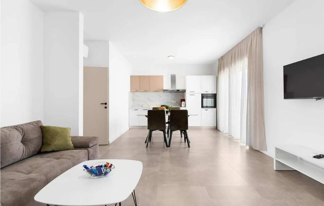 Venera Apartment Porec